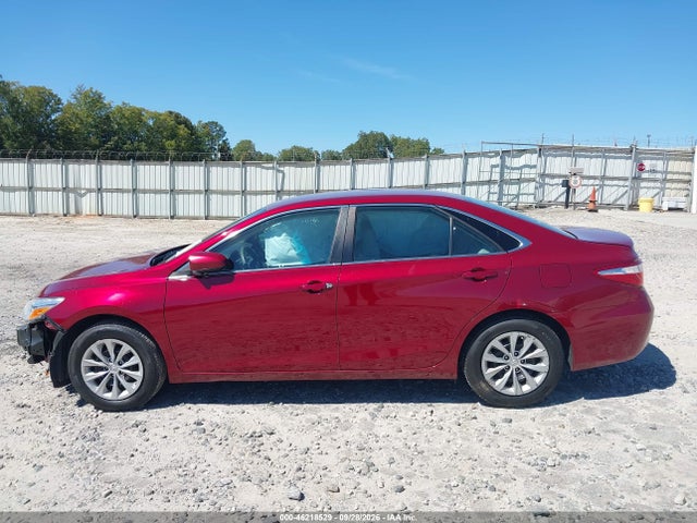 2017 Toyota Camry Le მანქანა იყიდება აუქციონზე, vin: 4T1BF1FK4HU750071, აუქციონის ნომერი: 46218529
