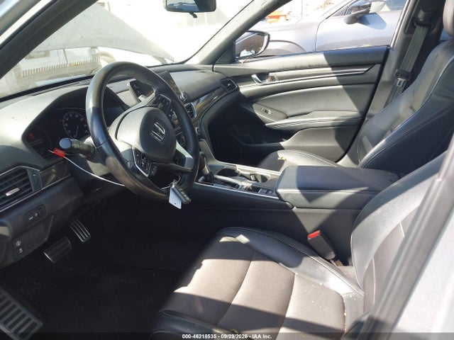 46218535 :رقم المزاد ، 1HGCV1F37JA139903 vin ، 2018 Honda Accord Sport مزاد بيع