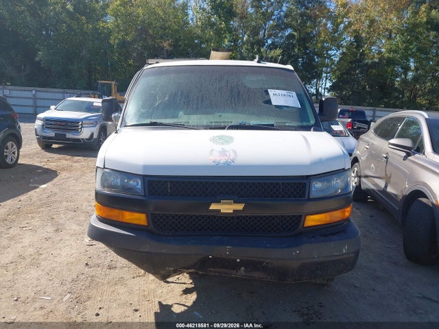 46218581 :رقم المزاد ، 1GCWGBFB3J1337347 vin ، 2018 Chevrolet Express 2500 Work Van مزاد بيع
