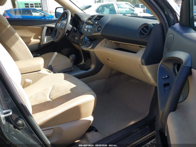 2011 Toyota Rav4 მანქანა იყიდება აუქციონზე, vin: 2T3BF4DV3BW092692, აუქციონის ნომერი: 46218624