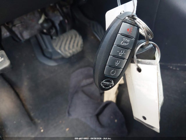 2018 Nissan Rogue Sv მანქანა იყიდება აუქციონზე, vin: 5N1AT2MV2JC813073, აუქციონის ნომერი: 46218652