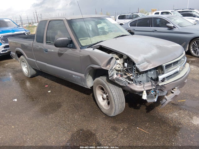 46218664 :رقم المزاد ، 1GCCS1954Y8243576 vin ، 2000 Chevrolet S-10 Ls مزاد بيع