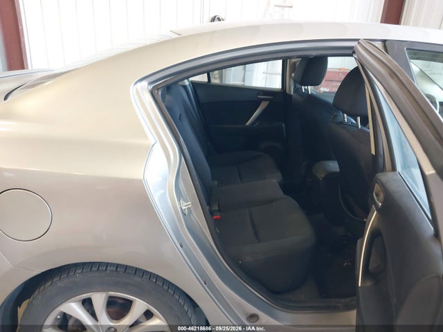 46218686 :رقم المزاد ، JM1BL1U68B1414824 vin ، 2011 Mazda Mazda3 S Sport مزاد بيع