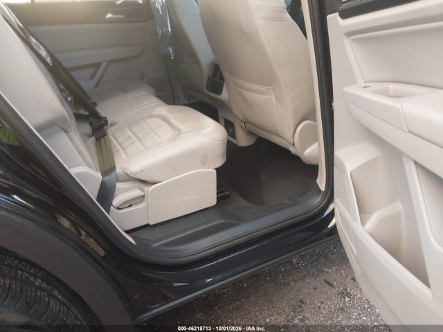 2019 Volkswagen Atlas 3.6l V6 Sel Premium მანქანა იყიდება აუქციონზე, vin: 1V2NR2CA4KC579294, აუქციონის ნომერი: 46218713