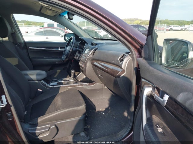 Продажа на аукционе авто 2014 Kia Sorento Lx, vin: 5XYKTCA61EG446731, номер лота: 46218741
