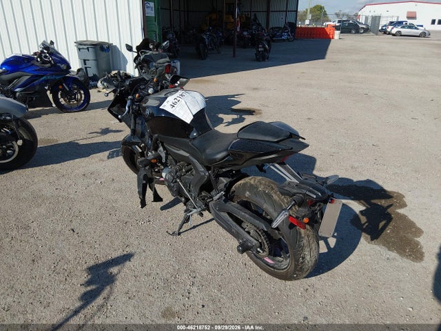 2025 Yamaha Yzfr7 მანქანა იყიდება აუქციონზე, vin: JYARM38E0SA018715, აუქციონის ნომერი: 46218752