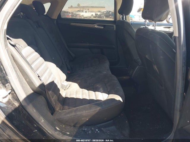 46218787 :رقم المزاد ، 3FA6P0H72HR125042 vin ، 2017 Ford Fusion Se مزاد بيع