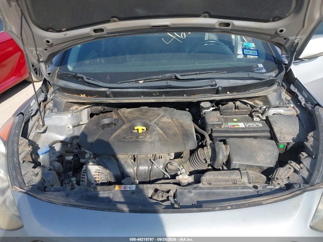 46218797 :رقم المزاد ، KMHD35LH8FU241941 vin ، 2015 Hyundai Elantra Gt مزاد بيع