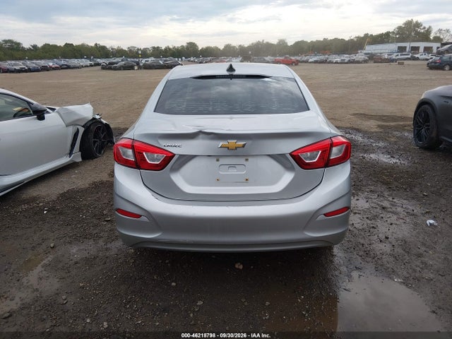 46218798 :رقم المزاد ، 1G1BC5SM7J7115192 vin ، 2018 Chevrolet Cruze Ls Auto مزاد بيع
