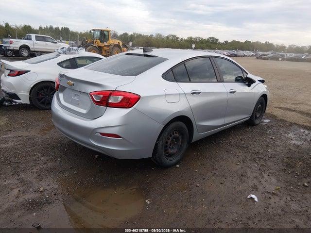 46218798 :رقم المزاد ، 1G1BC5SM7J7115192 vin ، 2018 Chevrolet Cruze Ls Auto مزاد بيع