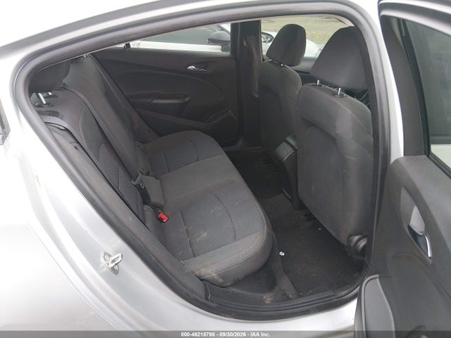 46218798 :رقم المزاد ، 1G1BC5SM7J7115192 vin ، 2018 Chevrolet Cruze Ls Auto مزاد بيع