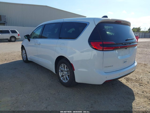 Продаж на аукціоні авто 2027 Chrysler Pacifica, vin: 2C4RC1BG1VR566826, номер лоту: 46218839