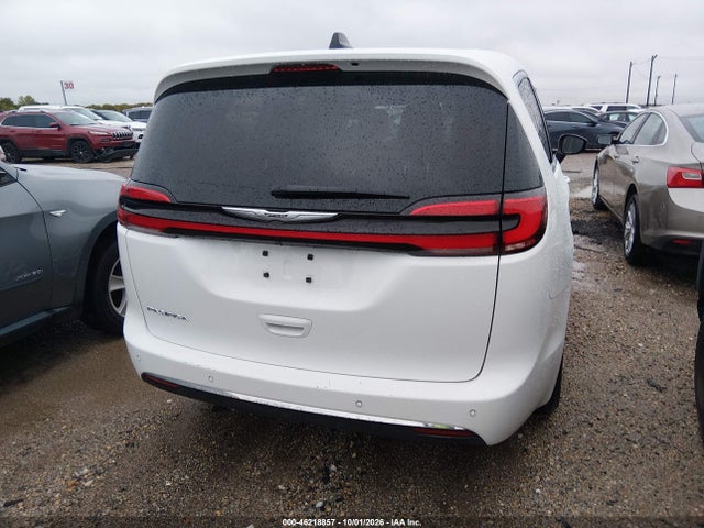 Chrysler Pacifica Select 2025 2C4RC1BG8SR509373 Image 16