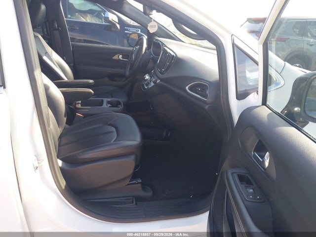 Chrysler Pacifica Select 2025 2C4RC1BG8SR509373 Image 5