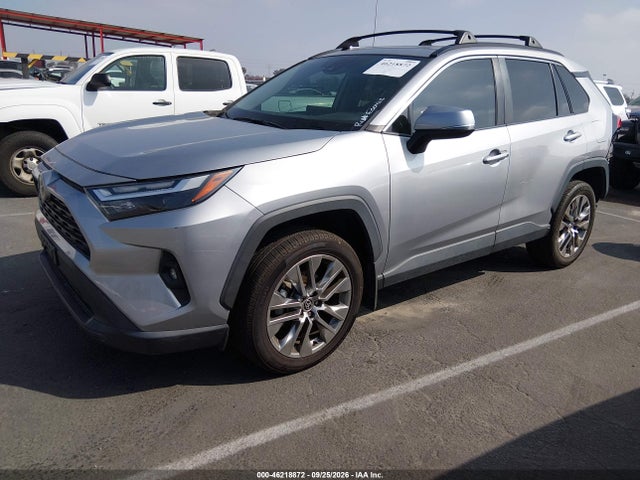 Toyota Rav4 Xle Premium 2022 2T3C1RFVXNC205380 Image 2