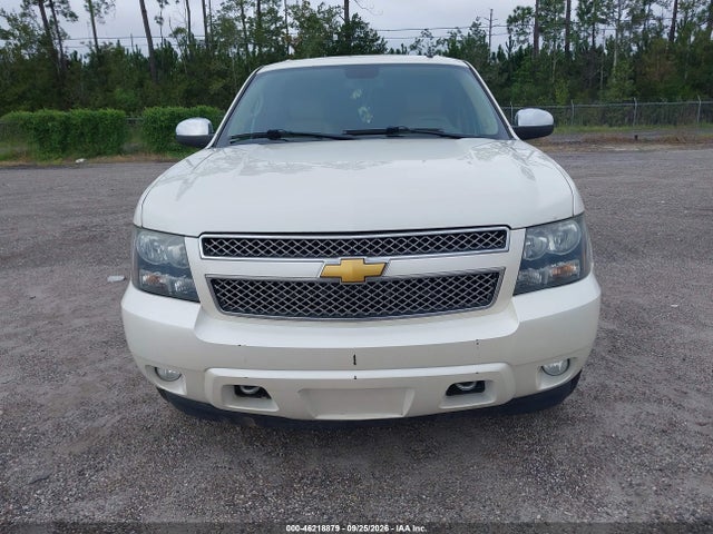 Продаж на аукціоні авто 2014 Chevrolet Suburban 1500 Ltz, vin: 1GNSKKE72ER191743, номер лоту: 46218879
