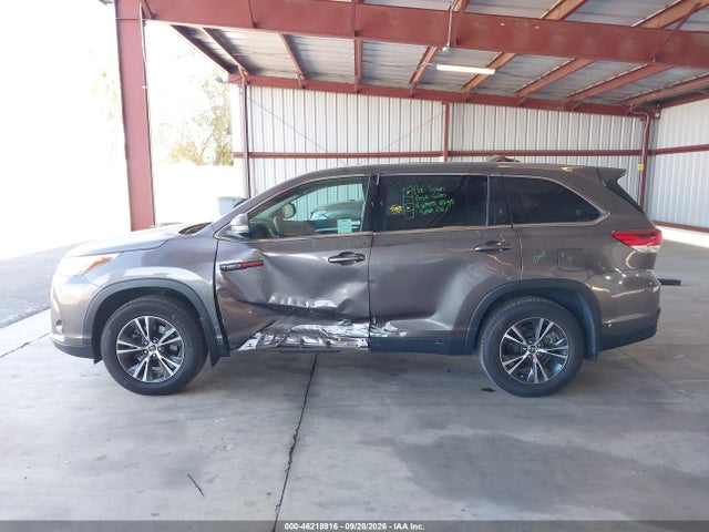 2019 Toyota Highlander Le მანქანა იყიდება აუქციონზე, vin: 5TDBZRFH2KS946035, აუქციონის ნომერი: 46218916