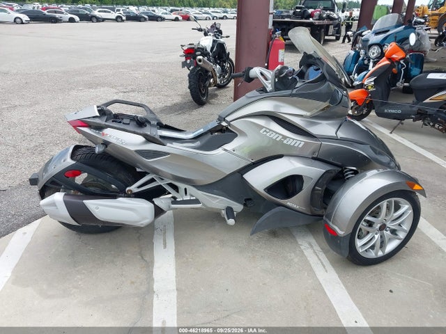 46218965 :رقم المزاد ، 2BXNCAC19DV000136 vin ، 2013 Can-am Spyder Roadster St/sts/st Limited مزاد بيع