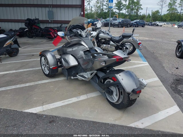 46218965 :رقم المزاد ، 2BXNCAC19DV000136 vin ، 2013 Can-am Spyder Roadster St/sts/st Limited مزاد بيع