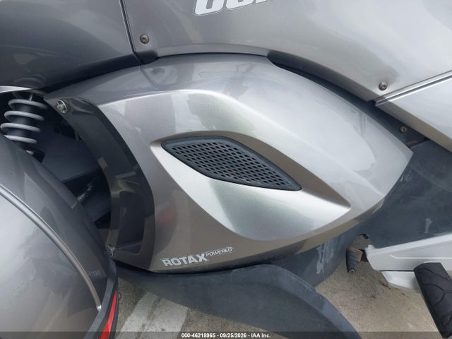 46218965 :رقم المزاد ، 2BXNCAC19DV000136 vin ، 2013 Can-am Spyder Roadster St/sts/st Limited مزاد بيع