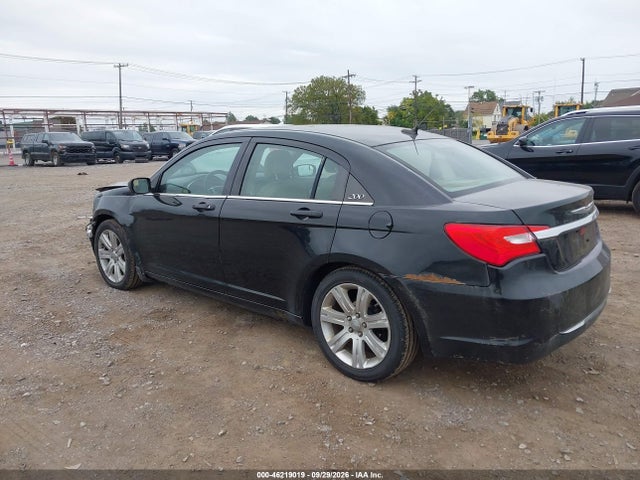 Продажа на аукционе авто 2011 Chrysler 200 Touring, vin: 1C3BC1FB4BN613750, номер лота: 46219019