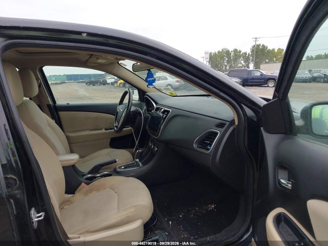 Продажа на аукционе авто 2011 Chrysler 200 Touring, vin: 1C3BC1FB4BN613750, номер лота: 46219019