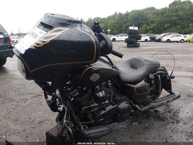 Harley-Davidson FLHXS 2023 1HD1KRP1XPB644894 Image 2