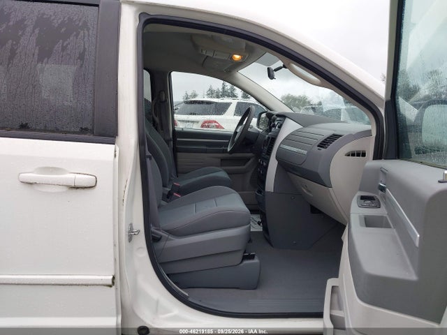 Продажа на аукционе авто 2010 Dodge Grand Caravan Se, vin: 2D4RN4DE6AR111510, номер лота: 46219185
