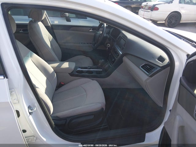 Hyundai SONATA SE 2016 5NPE24AFXGH292151 Image 5