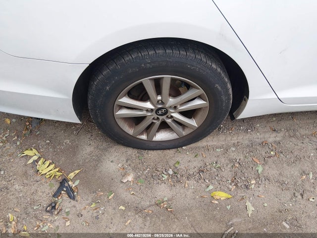 46219256 :رقم المزاد ، 5NPE24AA5GH427167 vin ، 2016 Hyundai Sonata Eco مزاد بيع
