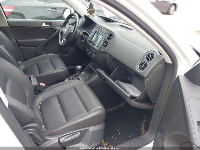 46219353 :رقم المزاد ، WVGBV7AX5HK009092 vin ، 2017 Volkswagen Tiguan 2.0t/2.0t S مزاد بيع