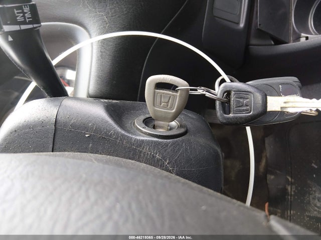 46219365 :رقم المزاد ، 1HGEM21962L009775 vin ، 2002 Honda Civic Ex مزاد بيع
