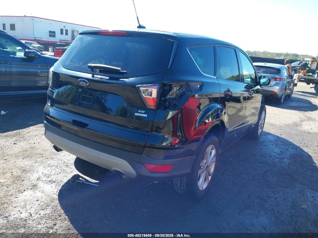 Продажа на аукционе авто 2017 Ford Escape Se, vin: 1FMCU0GD0HUA76764, номер лота: 46219409