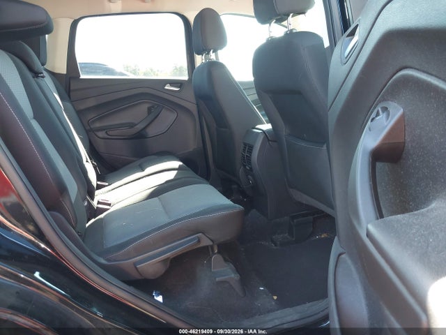 Продажа на аукционе авто 2017 Ford Escape Se, vin: 1FMCU0GD0HUA76764, номер лота: 46219409