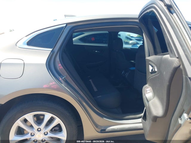 Chevrolet MALIBU LT 2018 1G1ZD5ST7JF249483 Image 8