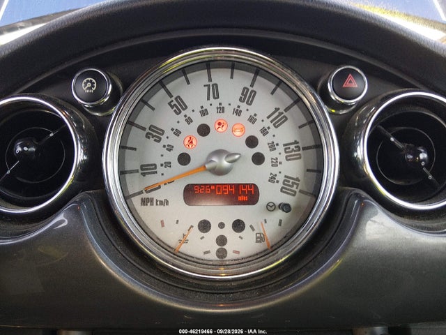46219466 :رقم المزاد ، WMWRH33435TF83315 vin ، 2005 Mini Cooper S مزاد بيع