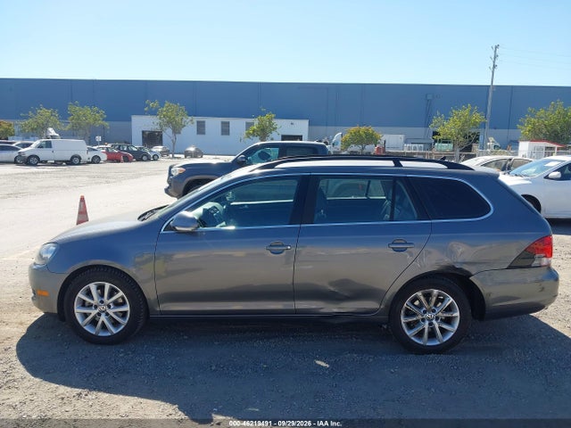 46219491 :رقم المزاد ، 3VWPP7AJ4CM629043 vin ، 2012 Volkswagen Jetta Sportwagen 2.5l Se مزاد بيع