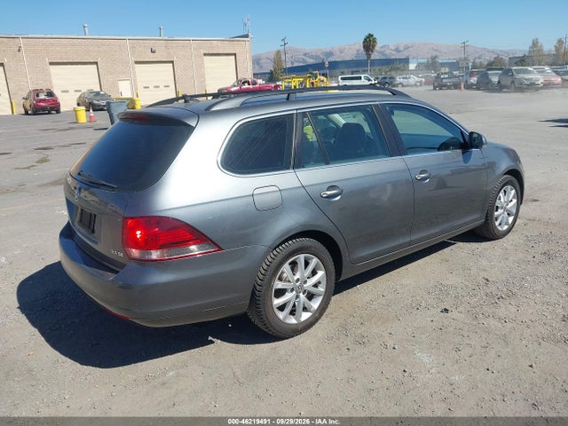 46219491 :رقم المزاد ، 3VWPP7AJ4CM629043 vin ، 2012 Volkswagen Jetta Sportwagen 2.5l Se مزاد بيع