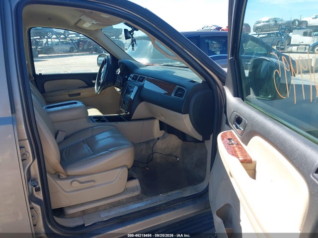 2007 Chevrolet Suburban 1500 Lt მანქანა იყიდება აუქციონზე, vin: 1GNFC16J97J234625, აუქციონის ნომერი: 46219495