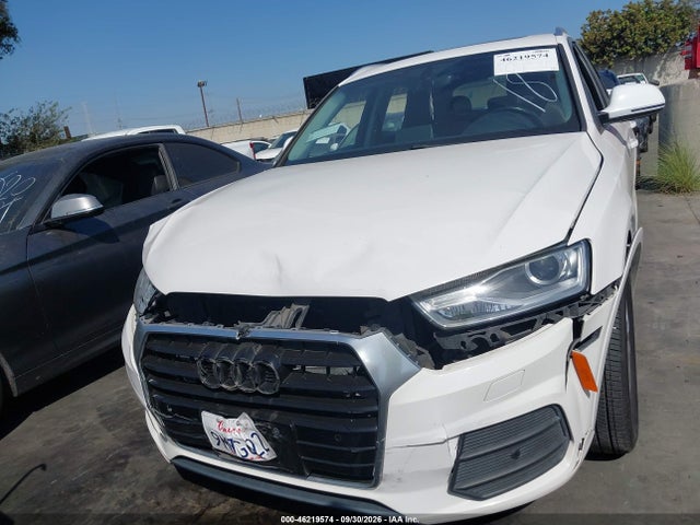 Audi Q3 2.0t Premium 2017 WA1BCCFS1HR015912 Image 13