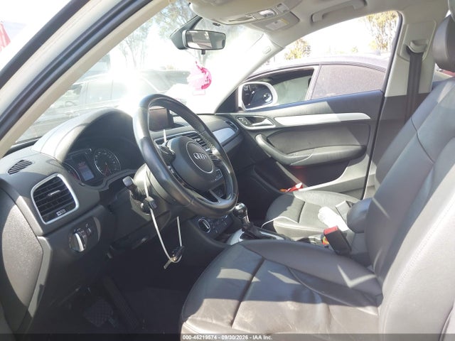 Audi Q3 2.0t Premium 2017 WA1BCCFS1HR015912 Image 18