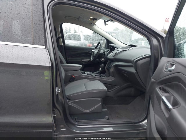 2017 Ford Escape Se მანქანა იყიდება აუქციონზე, vin: 1FMCU9GD5HUE18486, აუქციონის ნომერი: 46219583