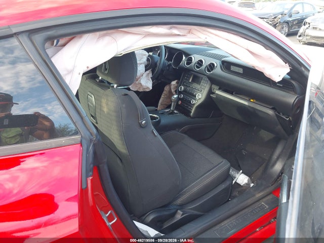 1FA6P8AM9F5403451 Ford Mustang V6