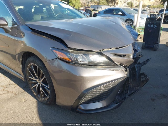 46219601 :رقم المزاد ، 4T1G11AK6PU792140 vin ، 2023 Toyota Camry Se مزاد بيع