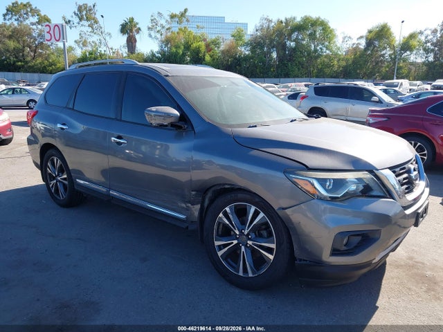Продаж на аукціоні авто 2017 Nissan Pathfinder Platinum, vin: 5N1DR2MN8HC619119, номер лоту: 46219614