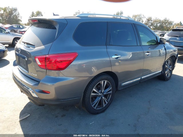 Продаж на аукціоні авто 2017 Nissan Pathfinder Platinum, vin: 5N1DR2MN8HC619119, номер лоту: 46219614