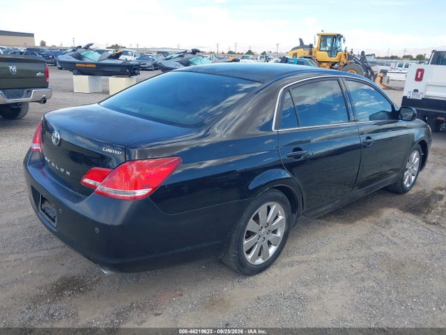 Продажа на аукционе авто 2005 Toyota Avalon Xls, vin: 4T1BK36B45U026805, номер лота: 46219623