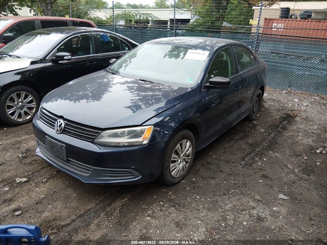 2014 Volkswagen Jetta 2.0l S მანქანა იყიდება აუქციონზე, vin: 3VW2K7AJ8EM438401, აუქციონის ნომერი: 46219632