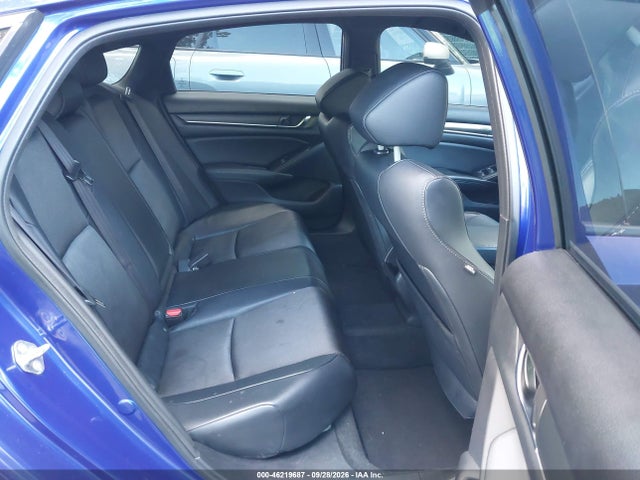 46219687 :رقم المزاد ، 1HGCV1F39JA268726 vin ، 2018 Honda Accord Sport مزاد بيع