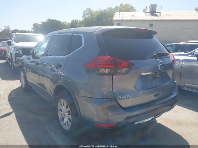 Nissan ROGUE S 2017 KNMAT2MT7HP532618 Image 3